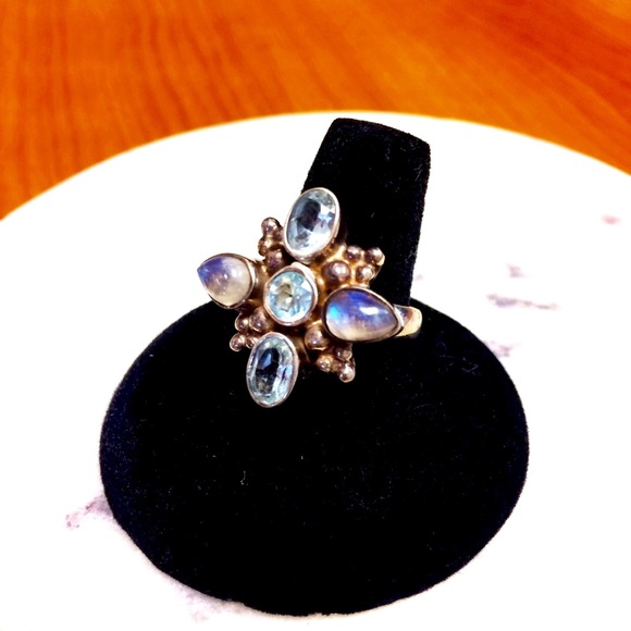 Rainbow moonstone and topaz ring. - Picture 4 of 6